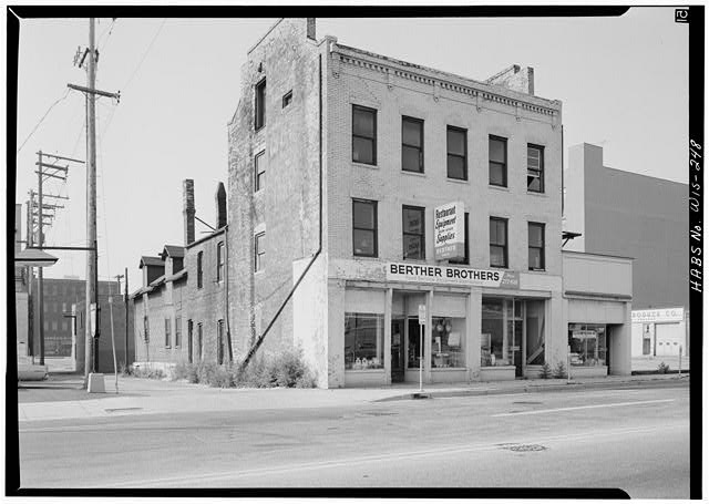 GIPFEL BREWERY IN MILWAUKEE.jpg